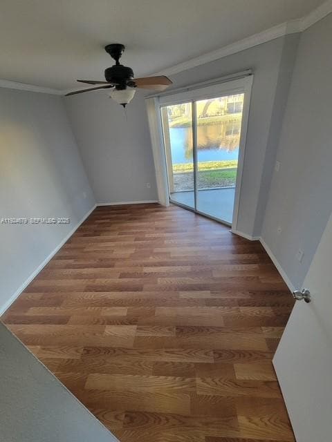 Building Photo - 4815 Via Palm Lakes