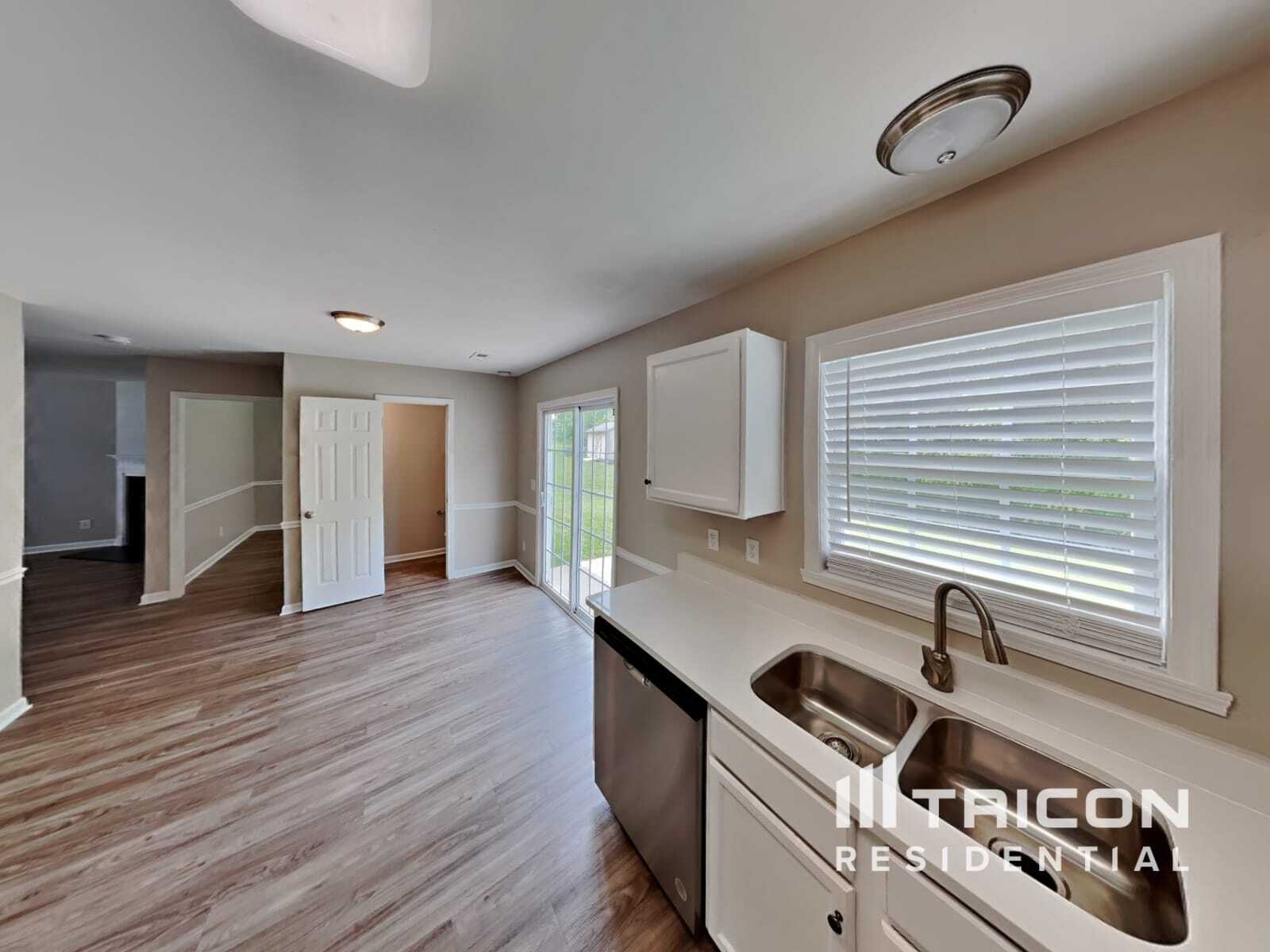Building Photo - 1145 Langston Dr