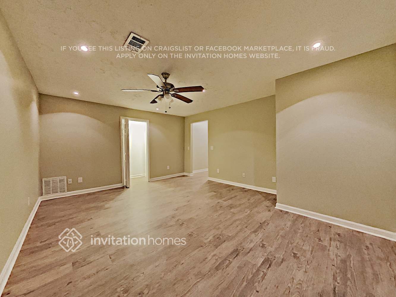 Building Photo - 6065 Savannah Dr