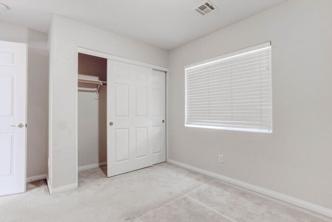 Building Photo - 8473 Barossa Ct