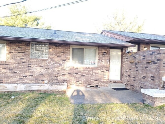 Building Photo - 2513 Zircon St NE