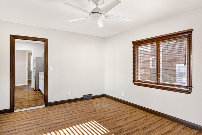 Building Photo - 2087 Allard Ave