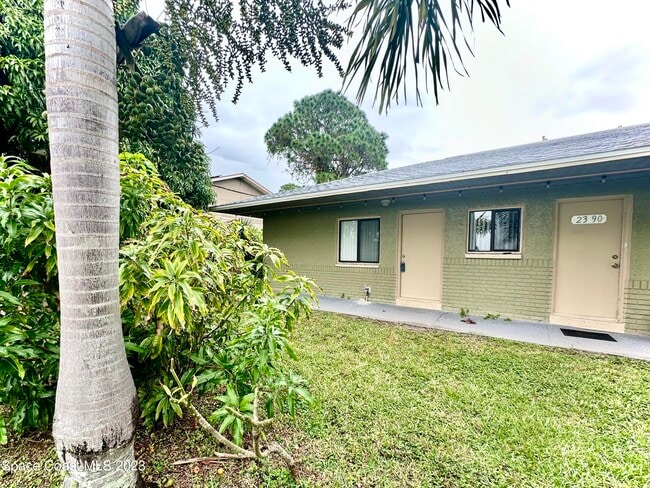 Building Photo - 2390 N Tropical Trail