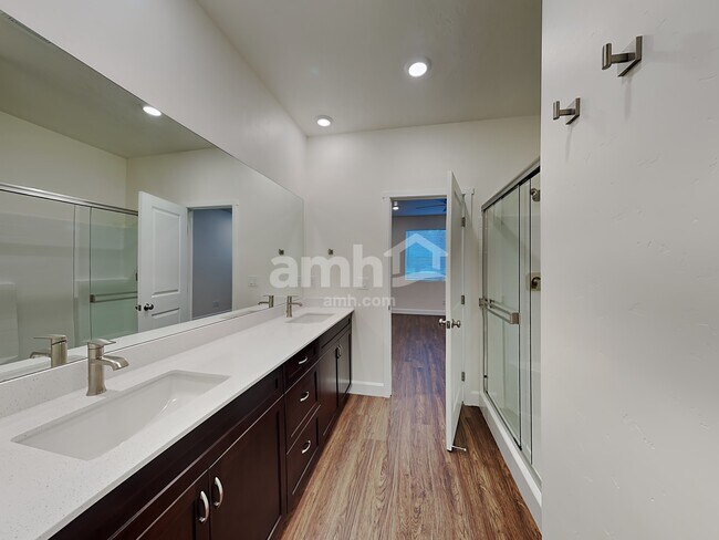 Building Photo - 5030 W White Ash Ct