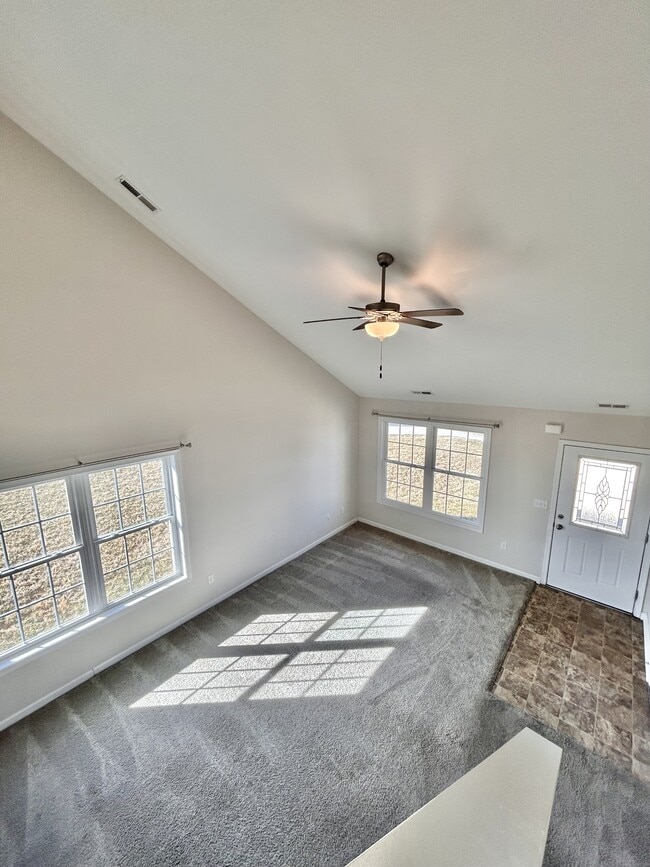 Building Photo - 5 Jackmia Way