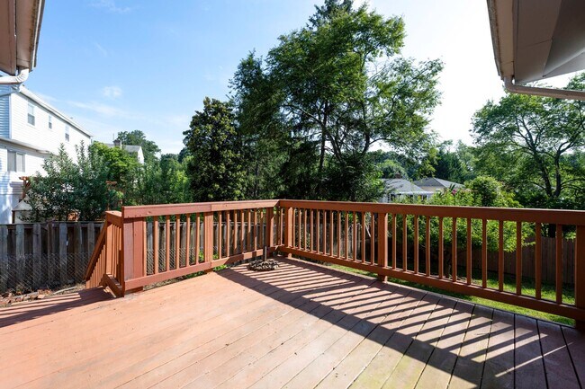 Building Photo - Gorgeous 5BR/3FB Bethesda Home - Spacious ...