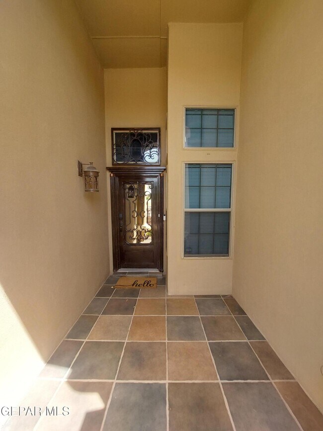 Building Photo - 14021 Highweed Dr