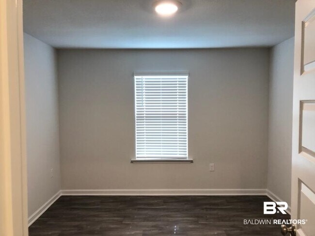Building Photo - 10833 Northern Dancer Ct