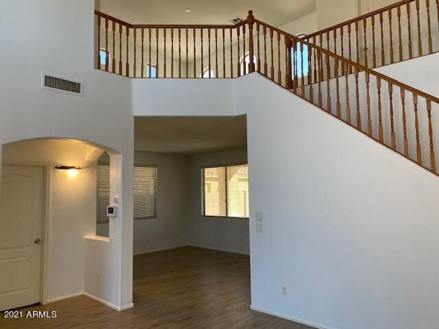 Building Photo - 40882 W Robbins Dr