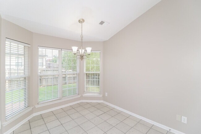 Building Photo - 2744 Dry Well Cove