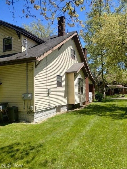 Building Photo - 3114 Neosho Rd