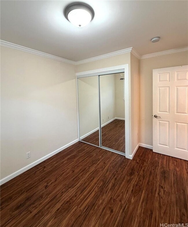 Building Photo - 2 bedroom, 1 bath in Kaimuki!