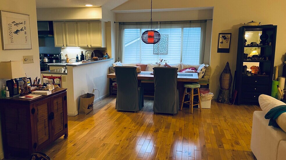 Building Photo - 60 Park Ave