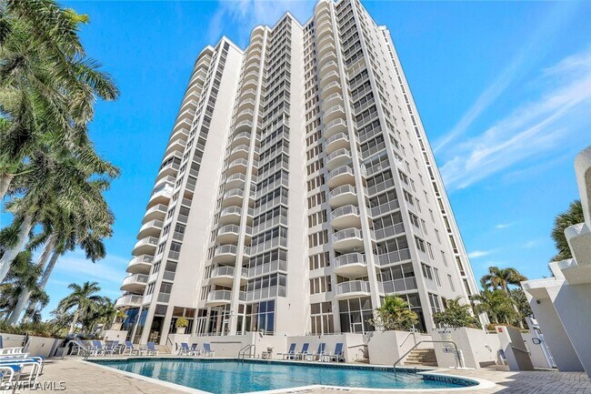 Building Photo - 6849 Grenadier Blvd