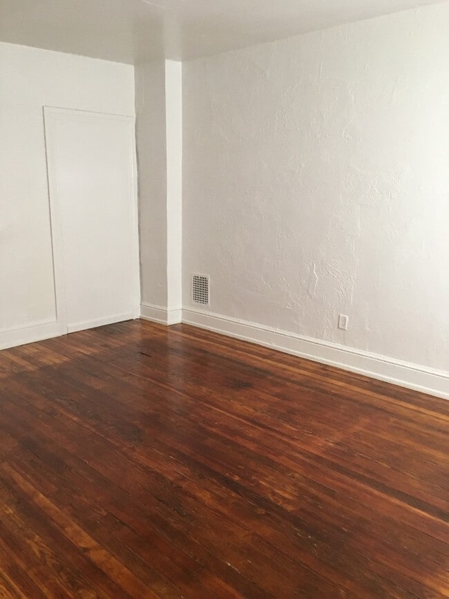 Building Photo - Available Now! York City SD