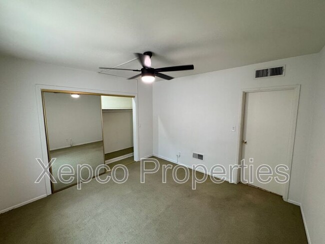 Building Photo - 430 Avenida Ortega