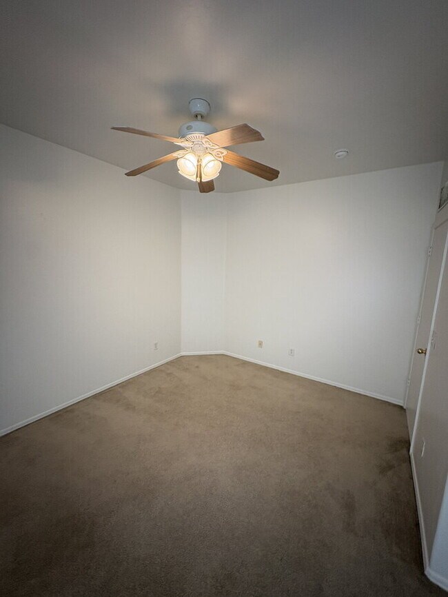 Building Photo - Rancho Sahuarita