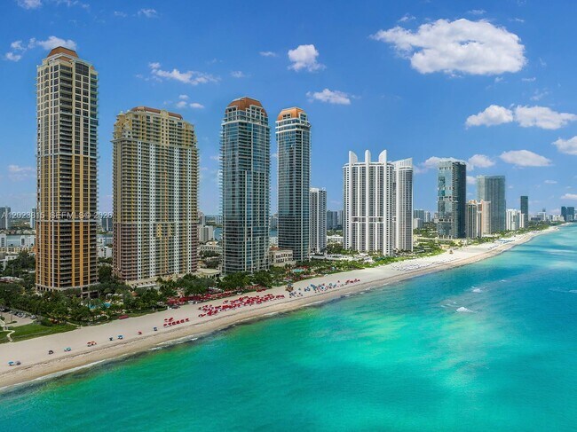 Building Photo - 17749 Collins Ave