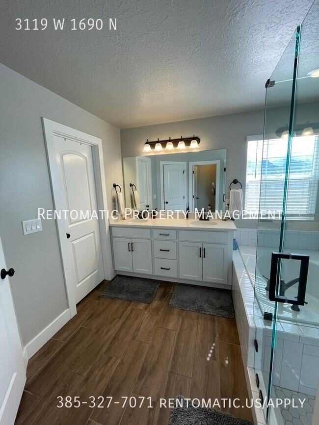 Building Photo - 3119 W 1690 N
