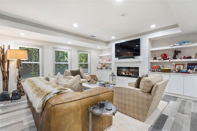 Building Photo - 3362 Bryerstone Cir SE