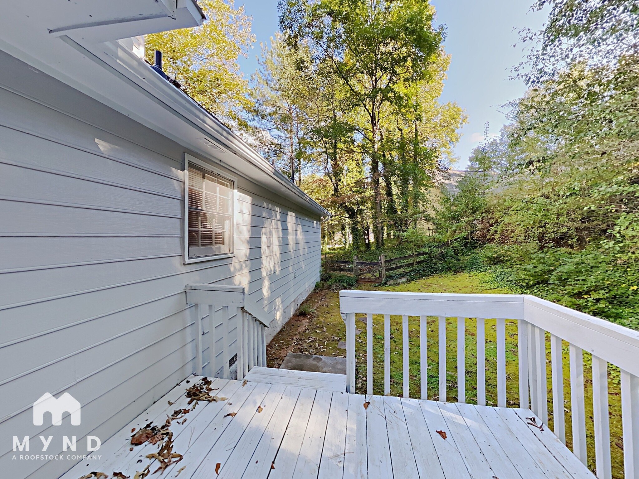 Building Photo - 1427 Hillside Pl SE