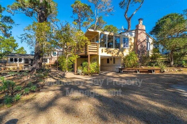 Building Photo - 24736 Dolores St