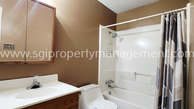 Building Photo - 3407 Durango Ln