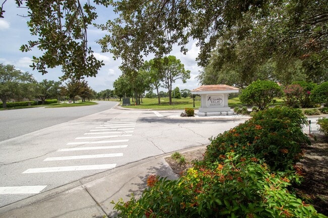 Building Photo - 14036 Fairway Island Dr