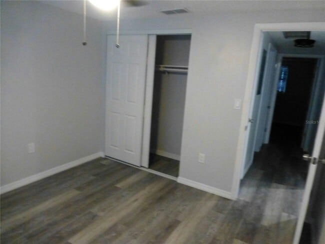 Building Photo - 5420 Reef Dr