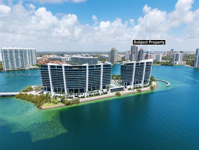 Building Photo - 5500 Island Estates Dr