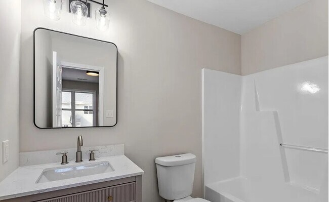 Building Photo - Angier Townhouse