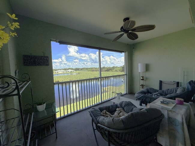 Building Photo - 2160 Heron Lake Dr