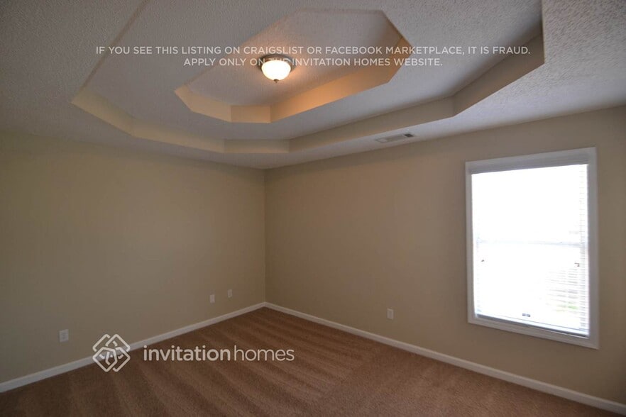 Building Photo - 1500 N Hampton Ct