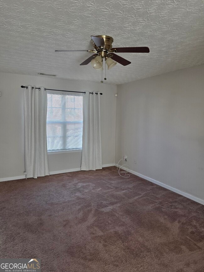 Building Photo - 387 Spring Walk Trce