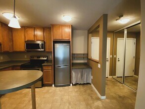 Building Photo - 3729 Snelling Ave