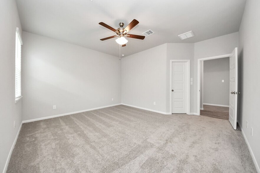 Building Photo - 22826 Xanthos St