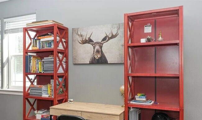 Building Photo - 7030 W Werner Dr