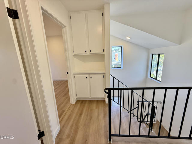 Building Photo - 2439 Chippewa Ln