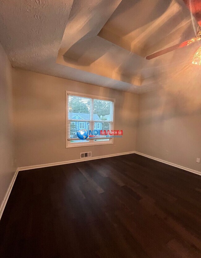 Building Photo - COMING SOON! Renovated home in central Lawrenceville