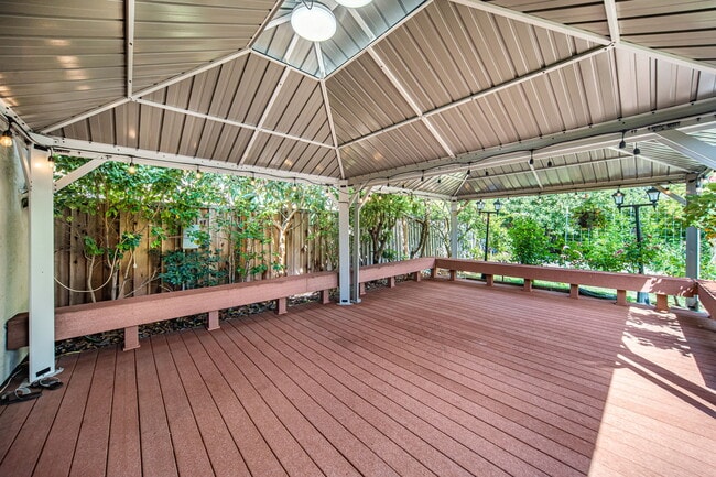 Building Photo - 4560 Benedick Ct