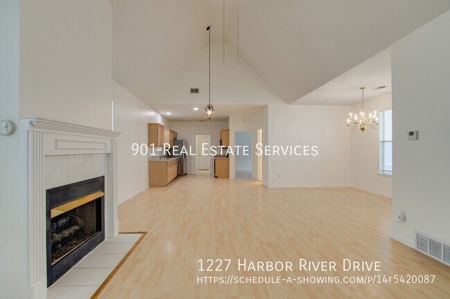 Building Photo - 1227 Harbor River Dr