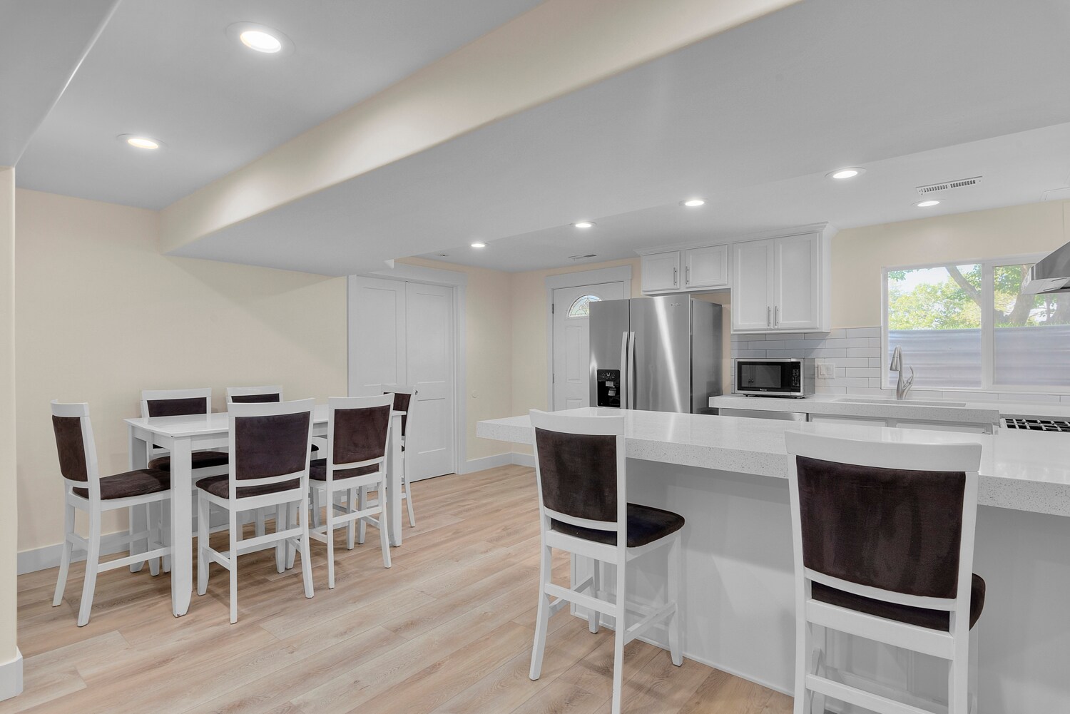 Building Photo - 10454 S Golden Willow Dr