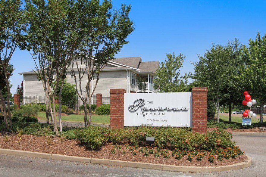 The Reserve of Byram - Byram, MS | Apartment Finder