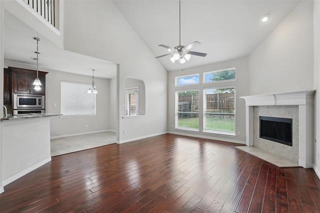 Building Photo - 2392 Ranchview Dr