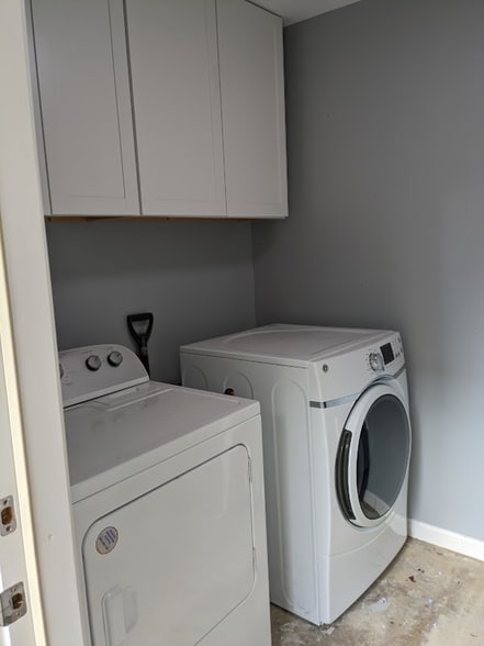 Building Photo - 601 Pitt St