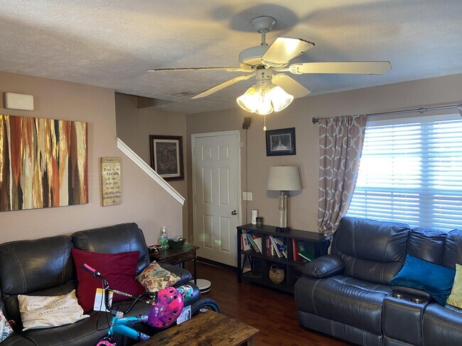 Building Photo - 203 Meigs Dr