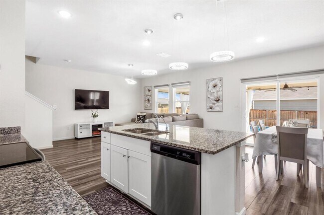 Building Photo - 101 Magnum Force Dr