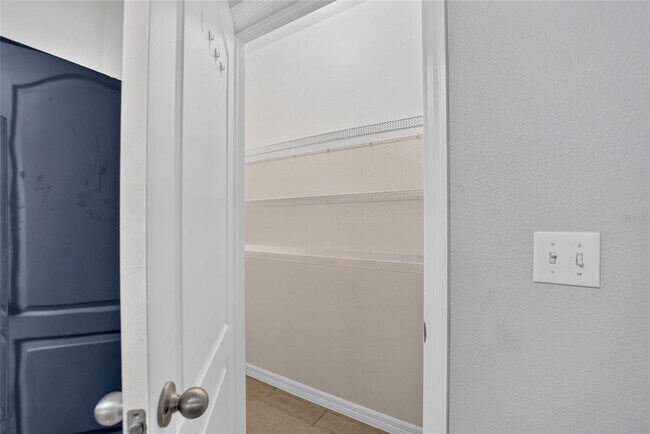 Building Photo - 16441 Treasure Point Dr