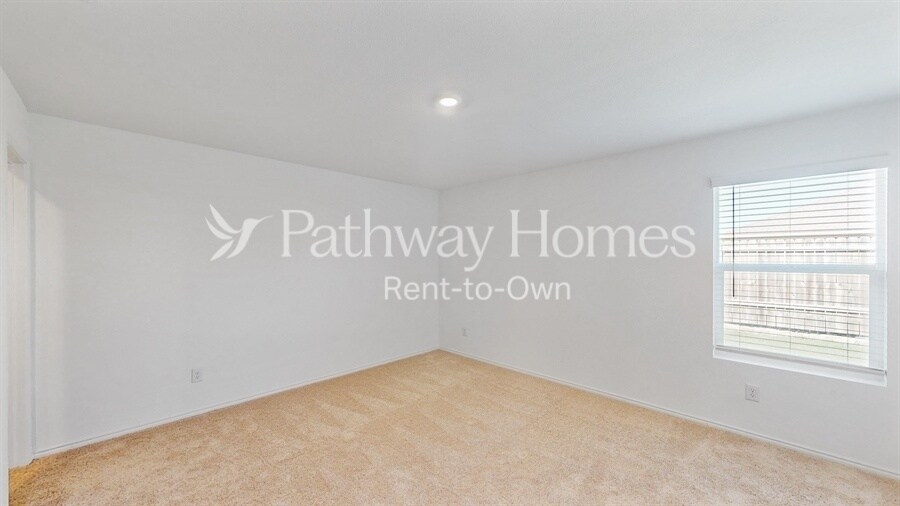 Building Photo - 1329 Plum Rd