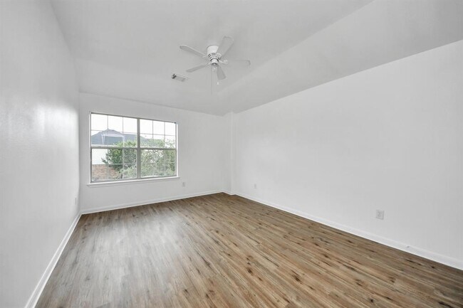Building Photo - 9638 Brenthaven Springs Ln